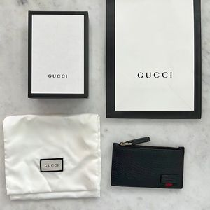 Authentic Gucci card holder & dust bag/box/shopping bag